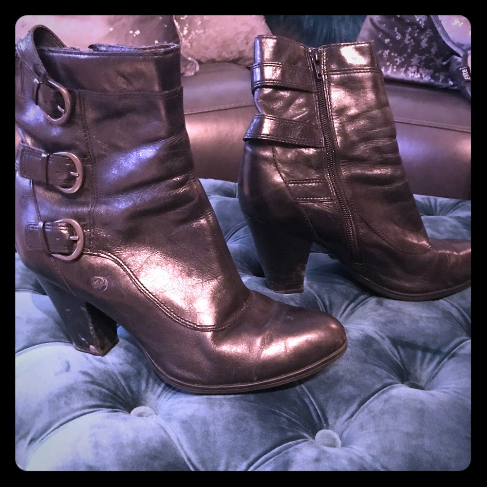 Ankle booties